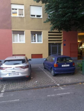 Apartments with WiFi Zagreb - 17963